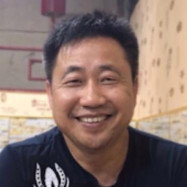 photo of Xie Yang smiling